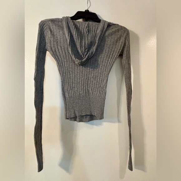 Lilu Gray V-Neck 100% Cotton Comfy Sweater - Picture 3 of 7